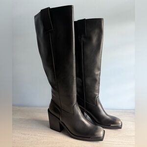 Madden Girl Women’s Back Distressed Dollee Pull-On Embellished Moto Boots Size 9